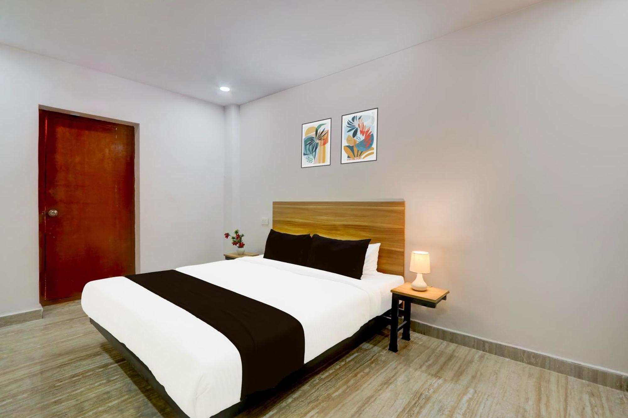 Hotel O Living Tree In ไฮเดอราบัด ภายนอก รูปภาพ