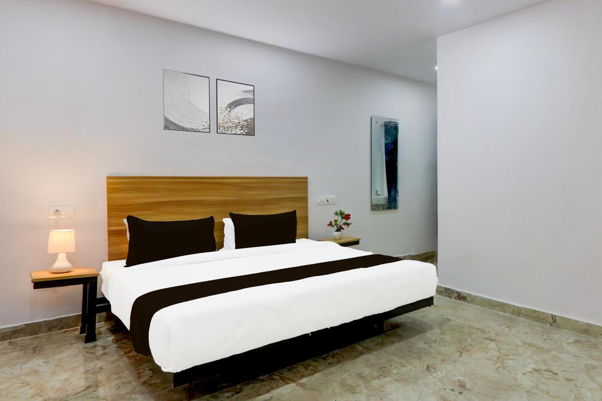Hotel O Living Tree In ไฮเดอราบัด ภายนอก รูปภาพ